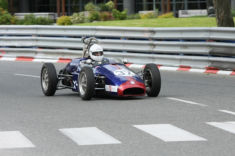 IMG_1075.JPG - James Owen / Elva 200