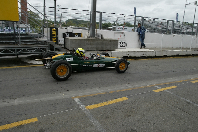 B45D0160.JPG - Larry KINCH / Lotus 32