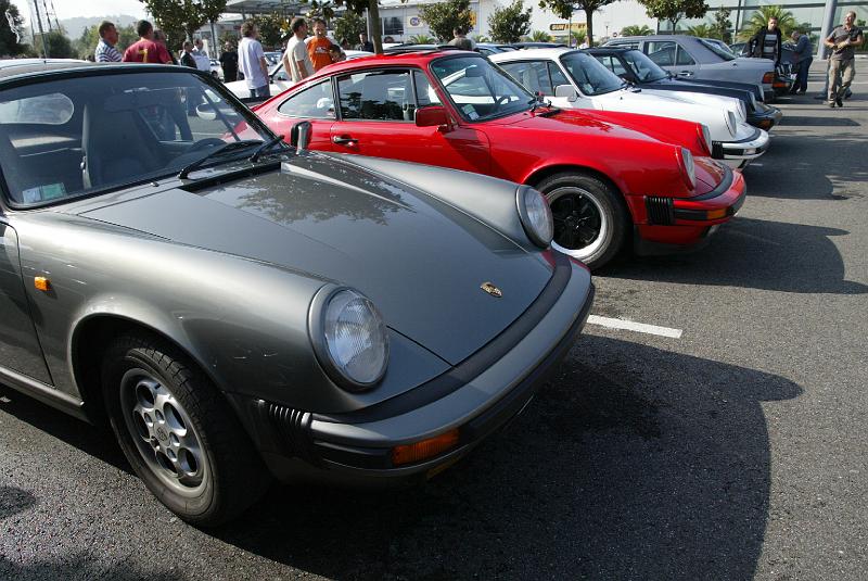 Porsche_04.JPG - toujours beaucoup de 911 au Rencard