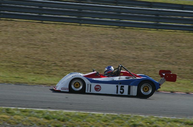 B45D5167.JPG - Alain GLORIEUX sur sa barquette AG2